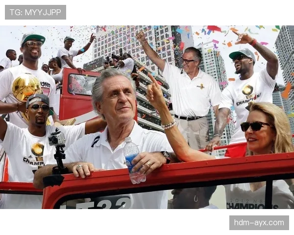 凯泽转会策略解析：逆势突围，重塑球队未来竞争力